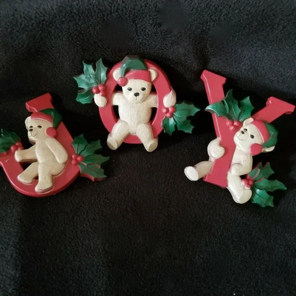 Vintage 80s Homco 1054 Christmas Joy Bears Holly Wall Hanging Plaque